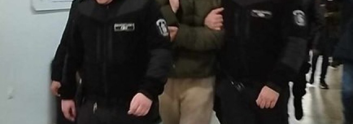 Мъжът, намушкал майка си 67 пъти в Бургас, е признат за вменяем