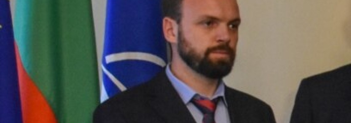 Мустафа Емин: ДПС вече не могат да балансират в парламента, властта ги развали